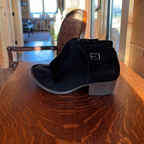 Girls suede booties - Picture 1 of 4